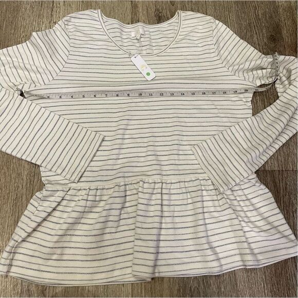 C Large Cream and Silver Stripe Long Sleeve New - Picture 4 of 5